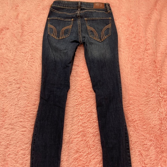 Hollister Jeans - Picture 3 of 3